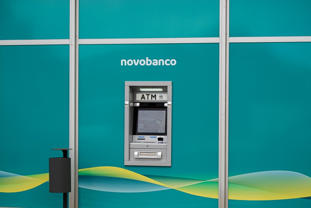 Leasing an ATM